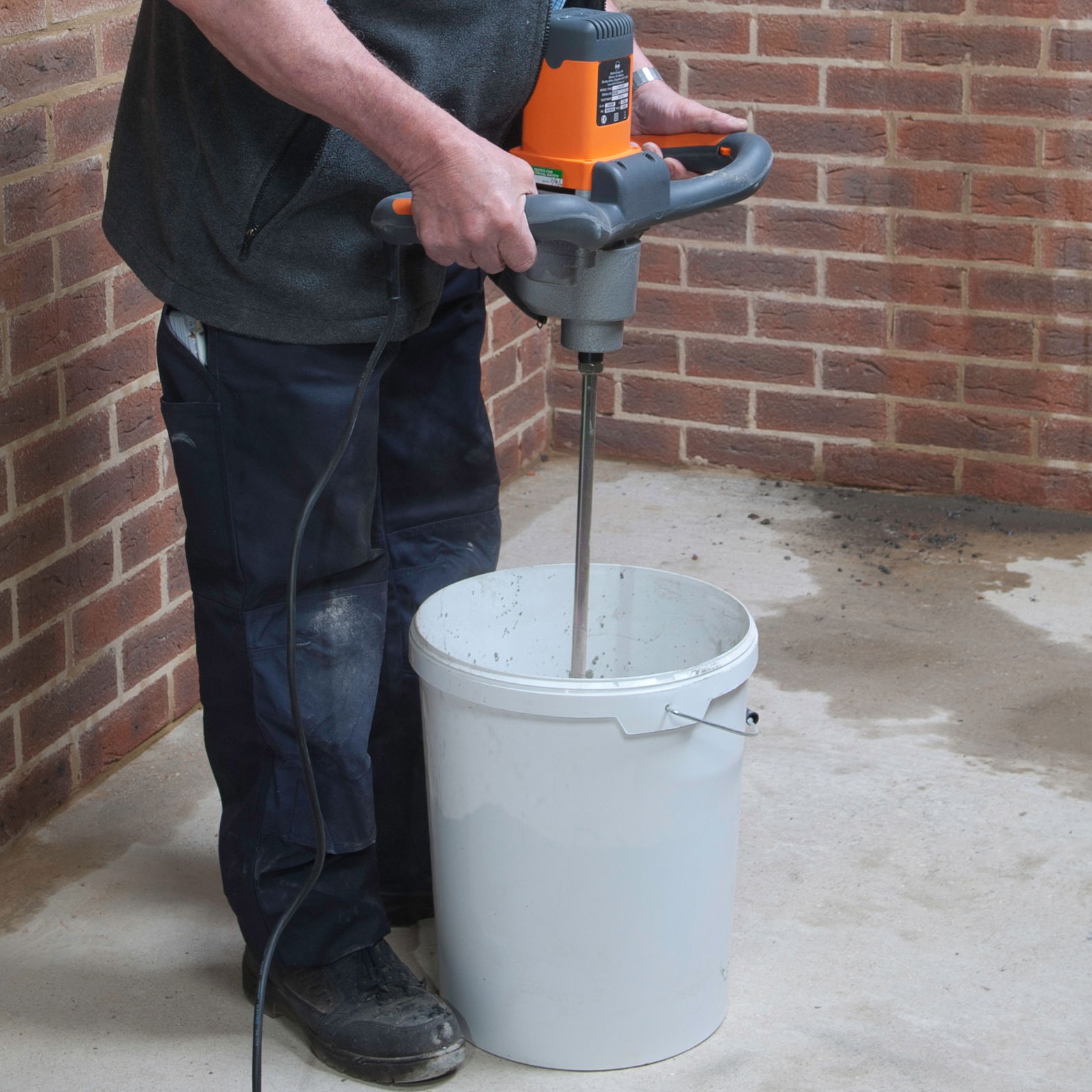 Drybase Tanking Slurry Mixing