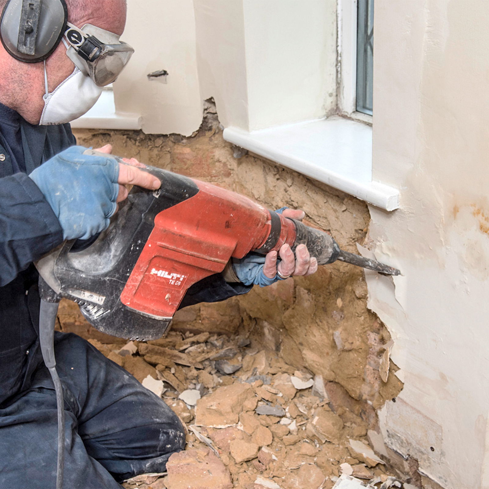 Step 2 dryzone system remove contaminated plaster