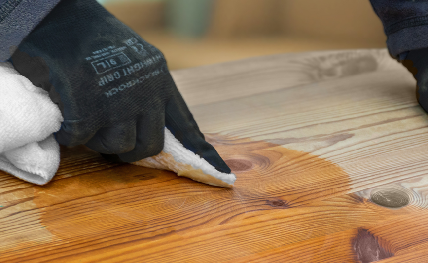 How to Use Wax Wood Polishes | Safeguard Europe