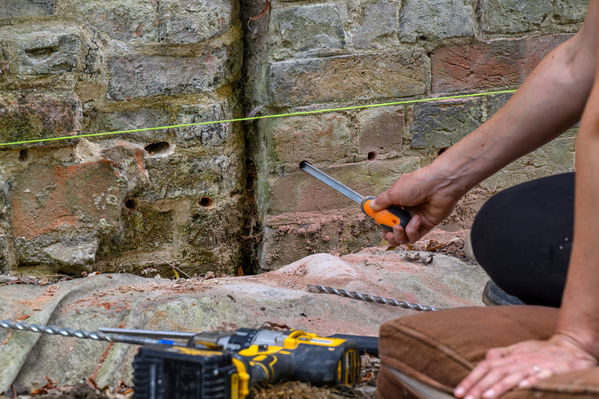 Dryzone exterior hole-clearing tool use. Photograph by Paul French.