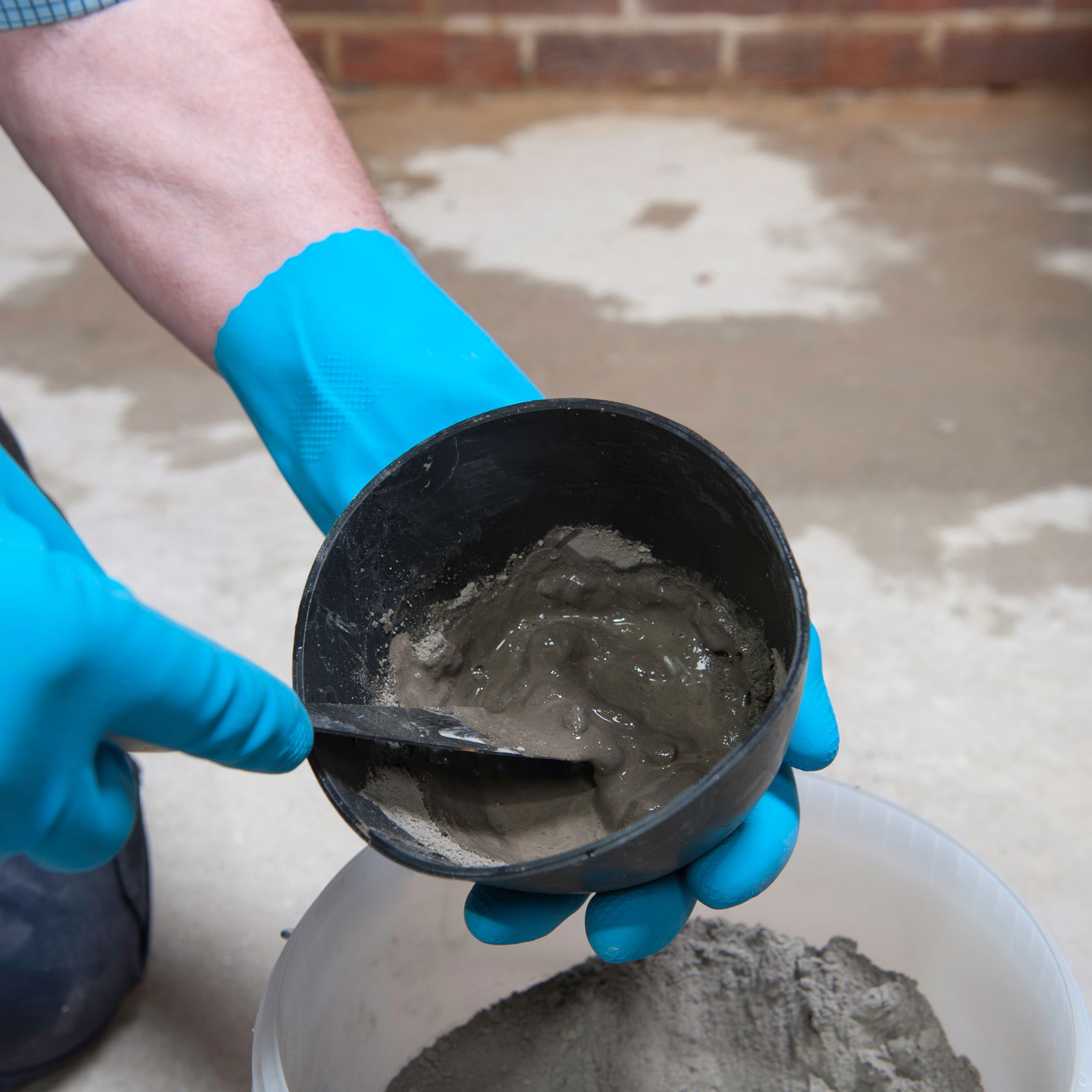 Step 1 - Drybase Waterproof Plug - mix powder with water